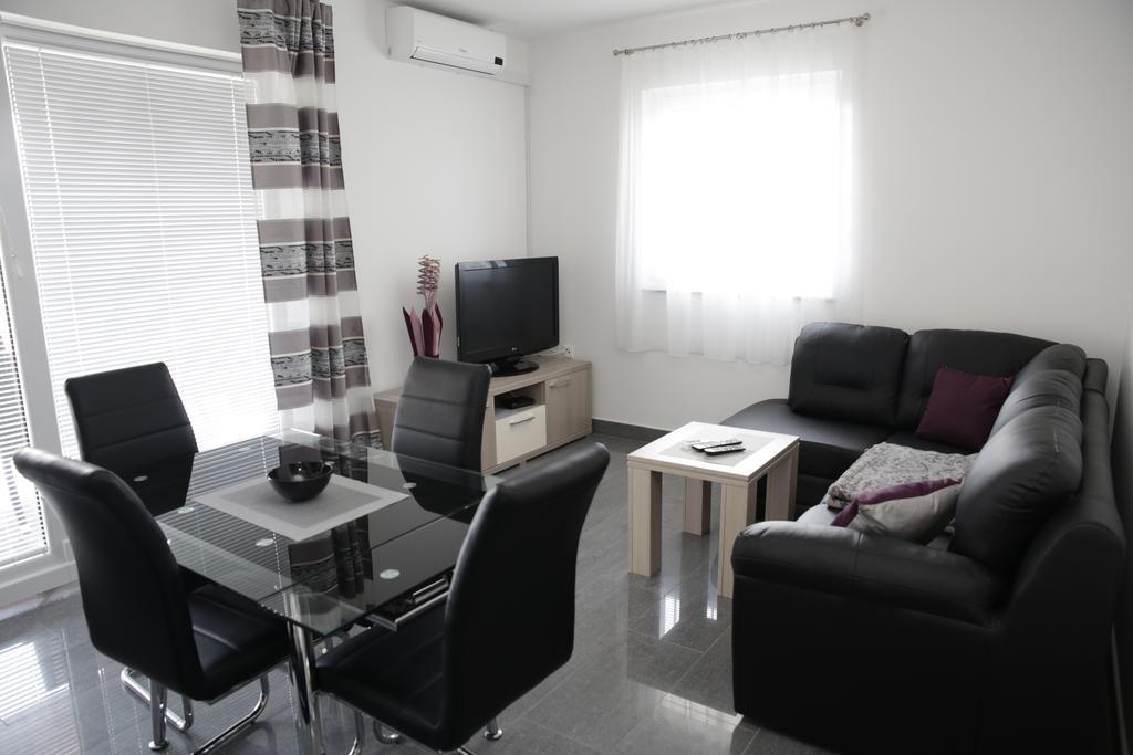 Apartments Resman Vodice Rum bild