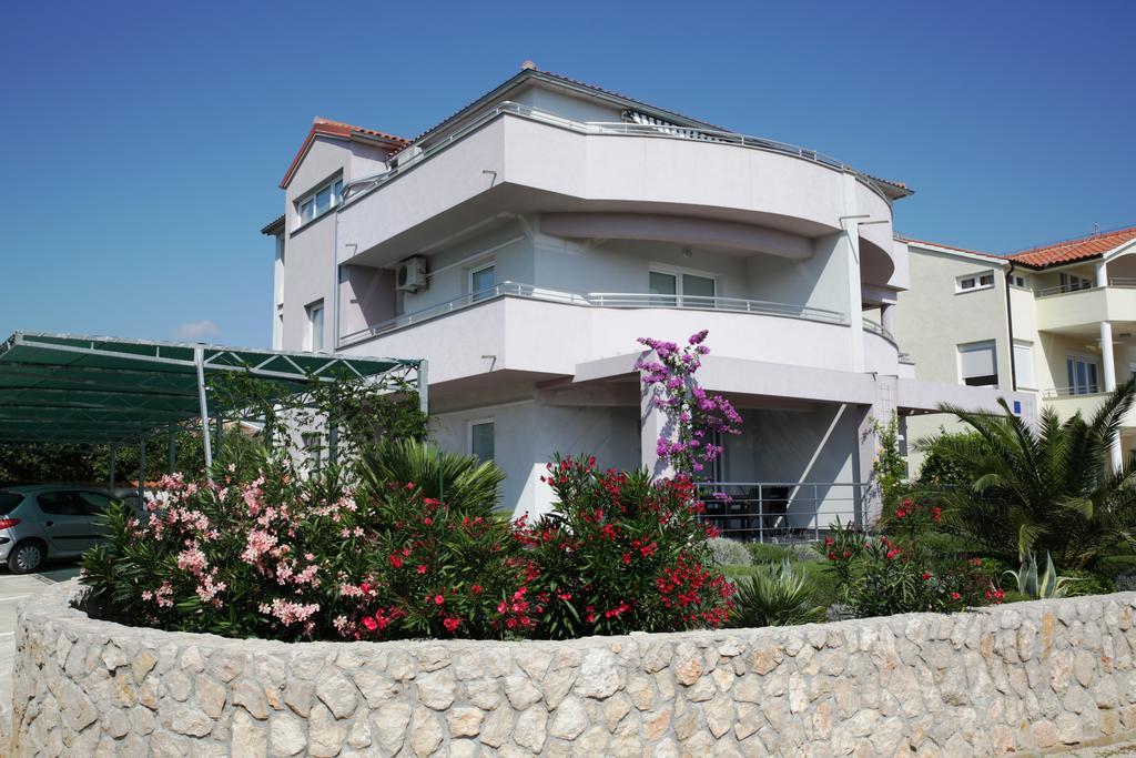 Apartments Resman Vodice Exteriör bild