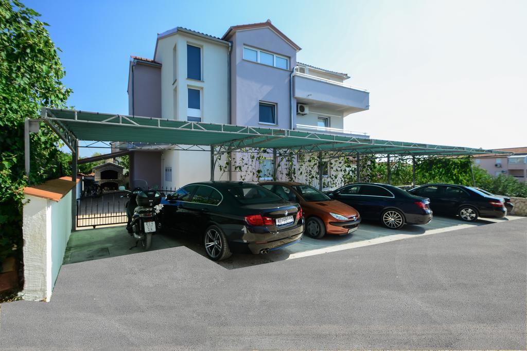 Apartments Resman Vodice Exteriör bild