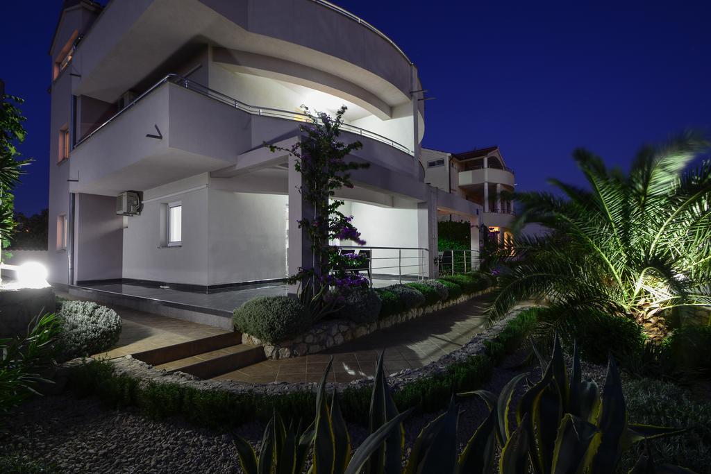Apartments Resman Vodice Exteriör bild
