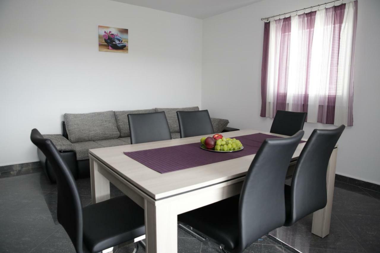 Apartments Resman Vodice Rum bild
