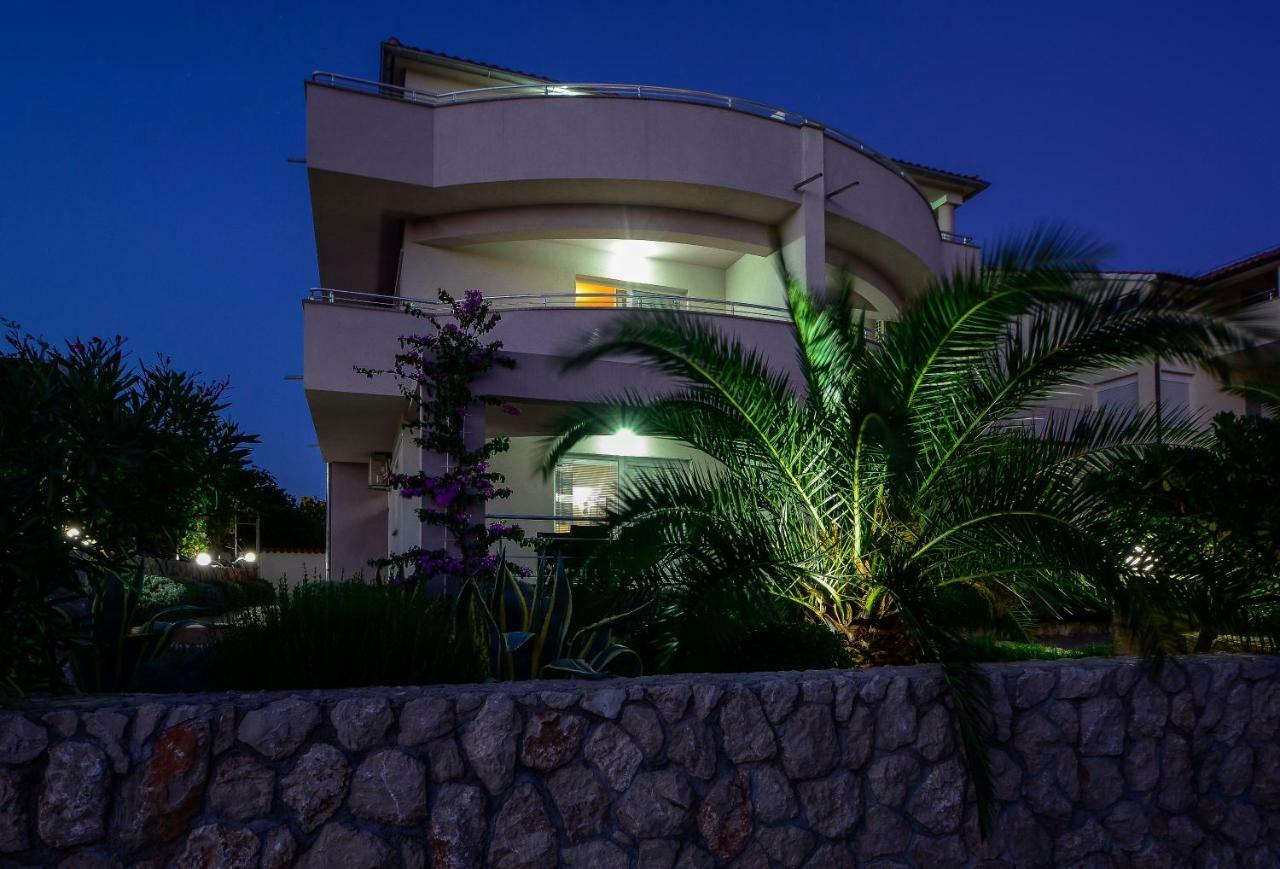 Apartments Resman Vodice Exteriör bild